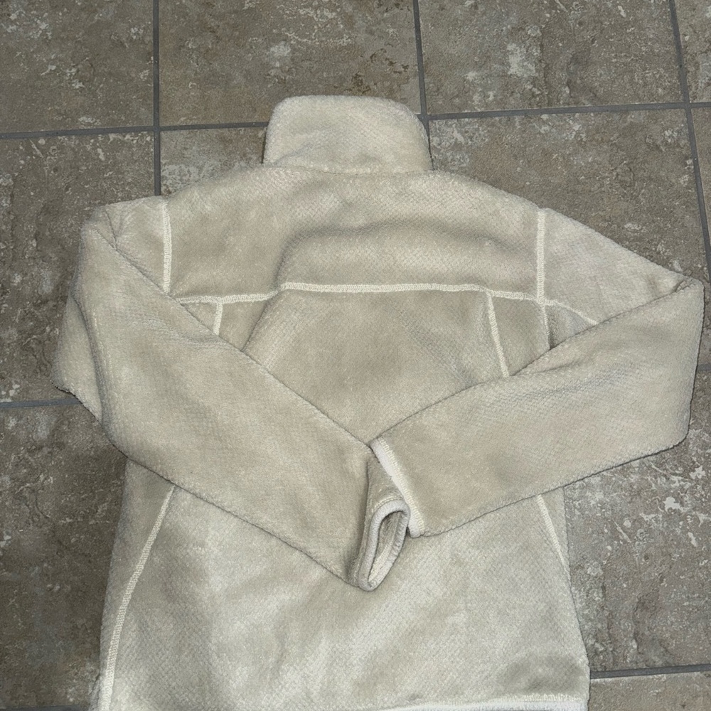 NWOT Women's Patagonia Re-Tool Snap Fleece - Picture 6 of 6